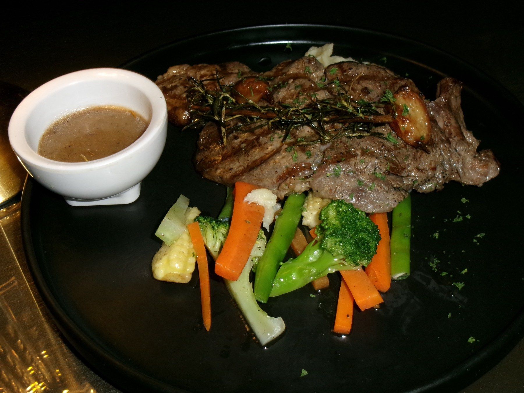 From the kitchen: new photos